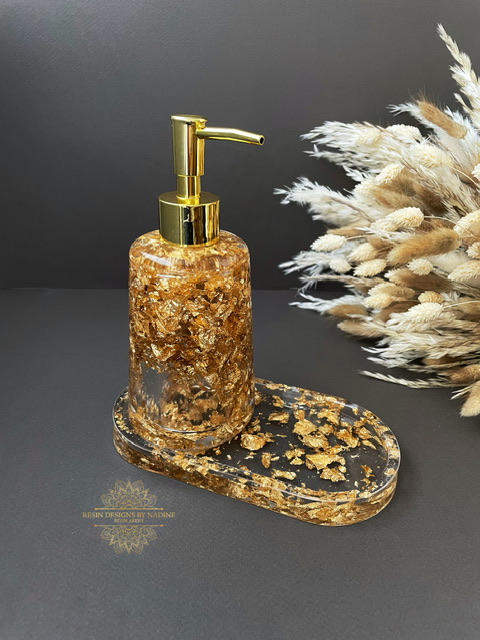 Soap dispenser with gold pump and tray