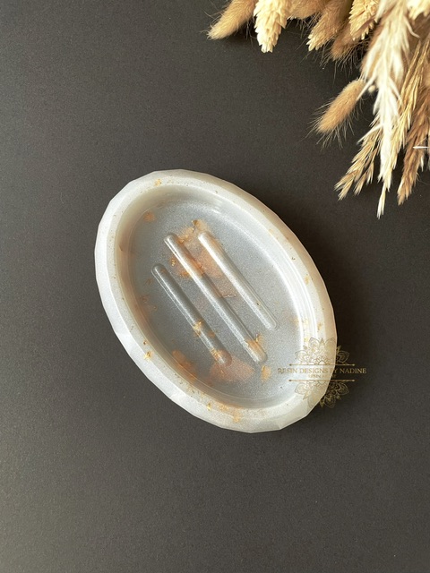 Pearl oval soap dish