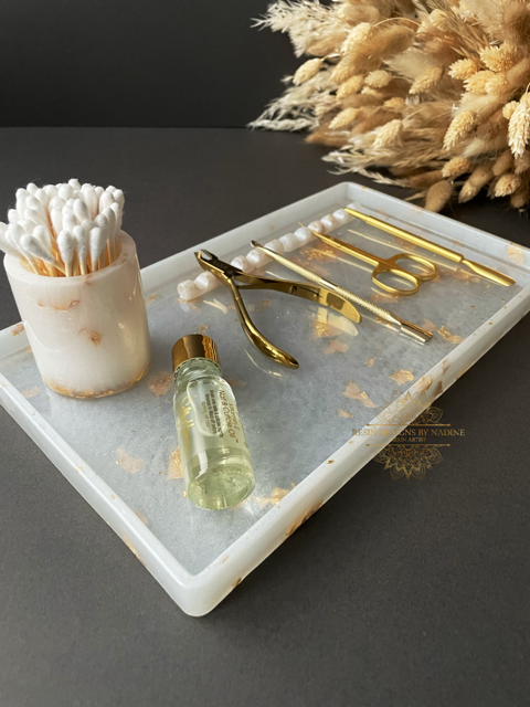 Pearl manicure tray